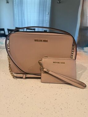 Michael Kors Blush Pink Saffiano Crossbody with Card Case